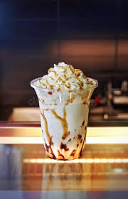 oreo milkshake with caramel